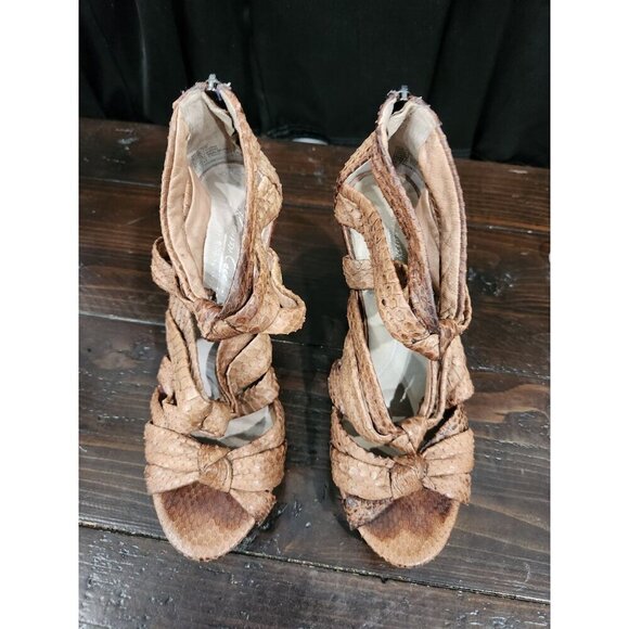 Kenneth Cole "Why Knot" Snake Embossed Leather Wedge Sandals Sz. 6M - Picture 10 of 10